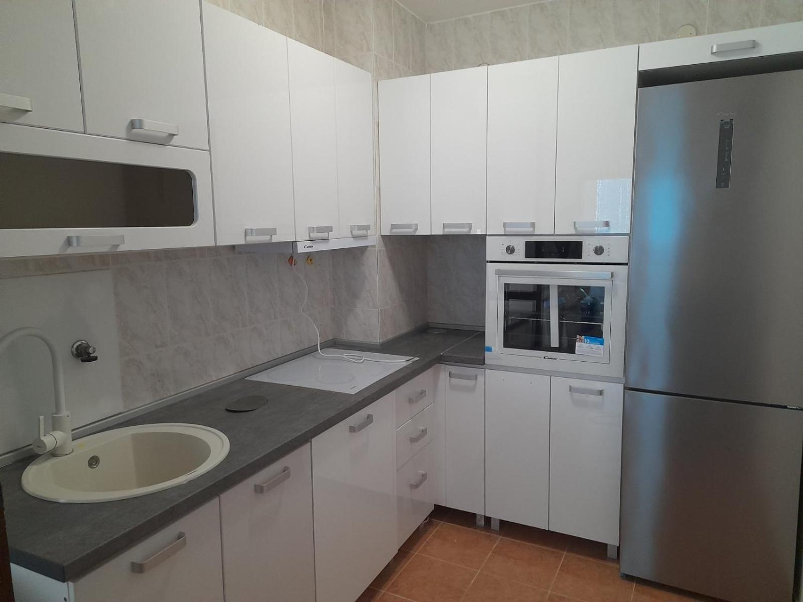 Apartment Tijana Sutomore Luaran gambar
