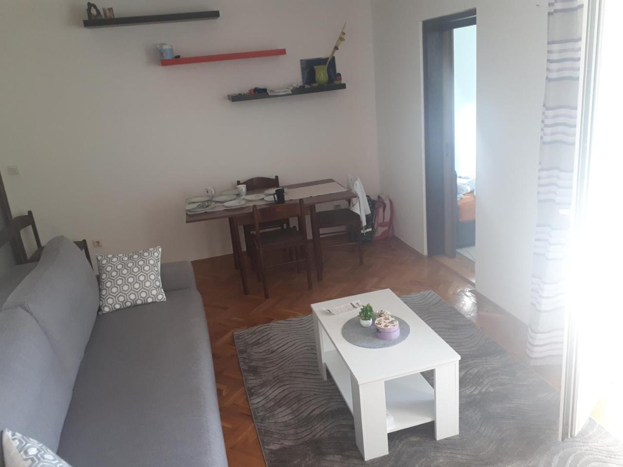 Apartment Tijana Sutomore Luaran gambar