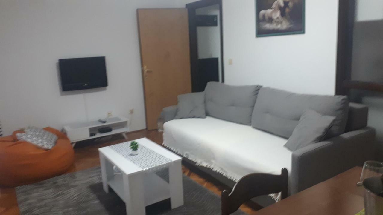 Apartment Tijana Sutomore Luaran gambar