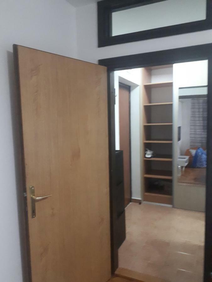 Apartment Tijana Sutomore Luaran gambar